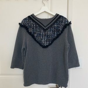 Storets gray sweatshirt with front embroidery